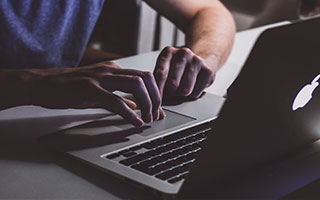 王全立：多哈泳战国手豪取7金，巴黎奥运有惊喜？